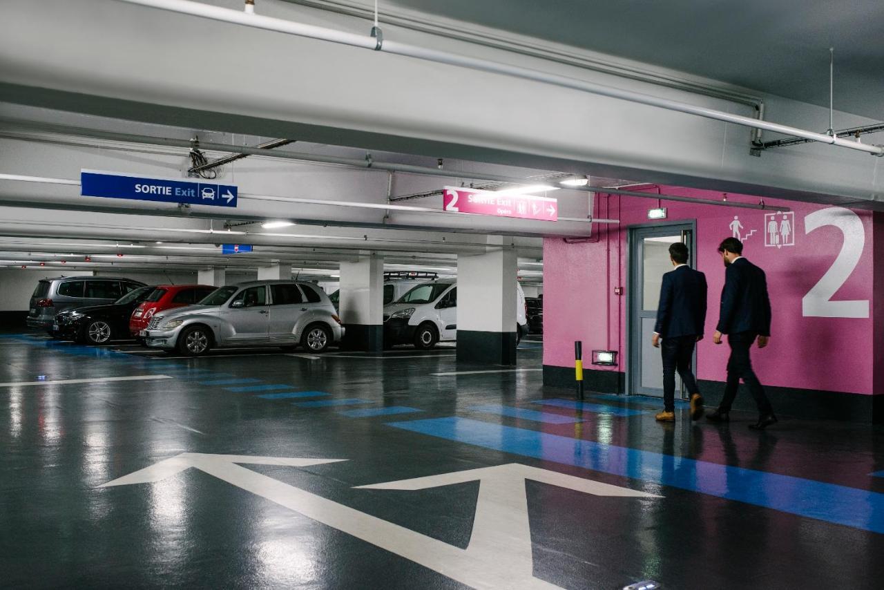Botanique Suites Airbnb, Antwerpen Eksteriør billede