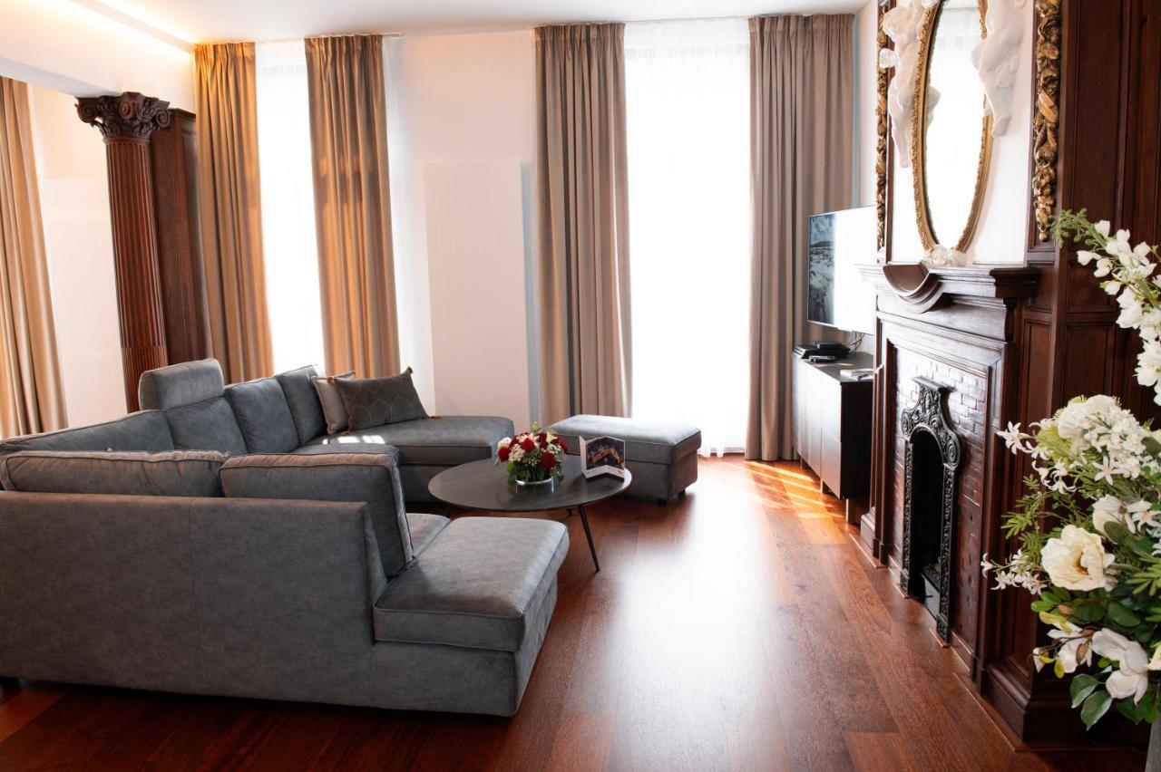 Botanique Suites Airbnb, Antwerpen Eksteriør billede