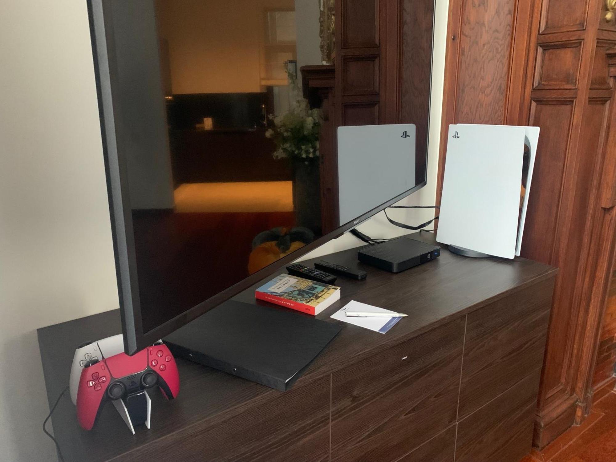 Botanique Suites Airbnb, Antwerpen Eksteriør billede