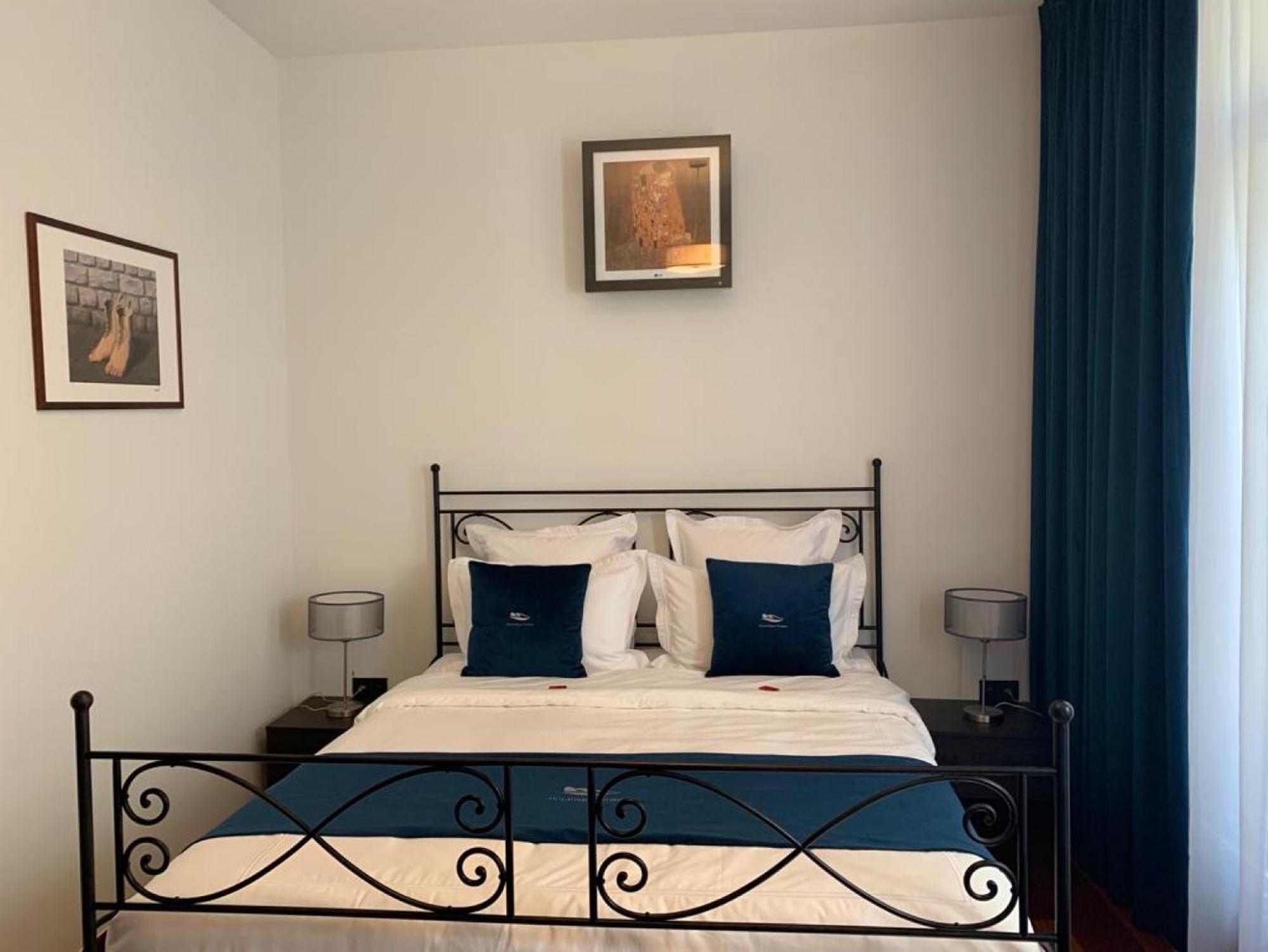 Botanique Suites Airbnb, Antwerpen Eksteriør billede